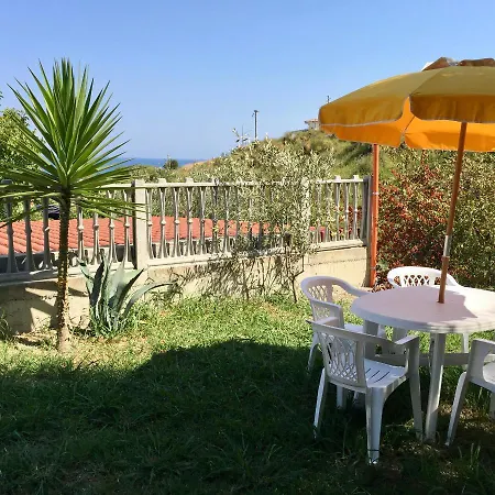 Appartamento Nuovo Apartment *